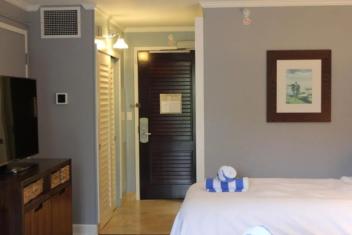 Apartment New! 2 Hotel Rooms, A Pool Ocean View Room Plus A Mountain View Room At 4 Star Kauai Beach Resort Lihue United States